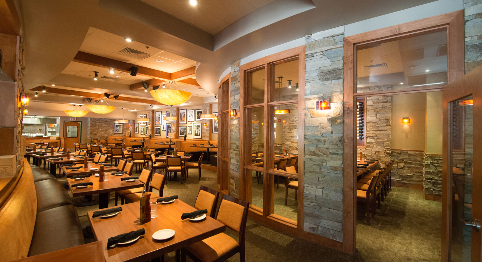 Travinia Italian Kitchen Wine Bar E Mail Us With Questions Or Comments